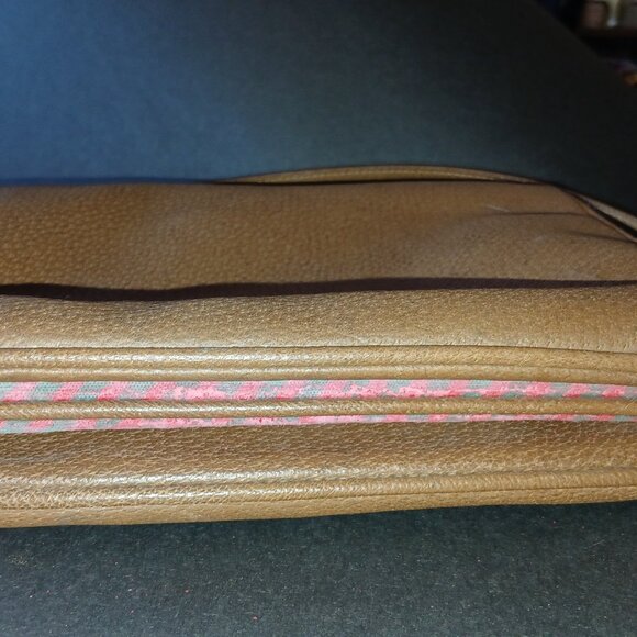 Gucci Tan Leather Shoulder Bag - Picture 14 of 16